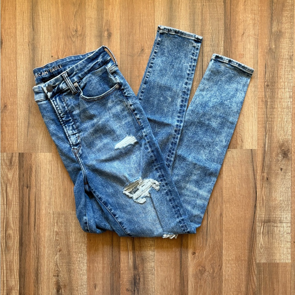 American Eagle Outfitters Women's Light Blue Ripped Skinny Jeans